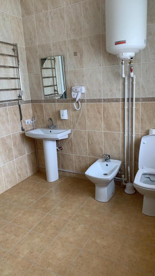 Zig Zag Hotel Kamianets-Podilskyi Ngoại thất bức ảnh