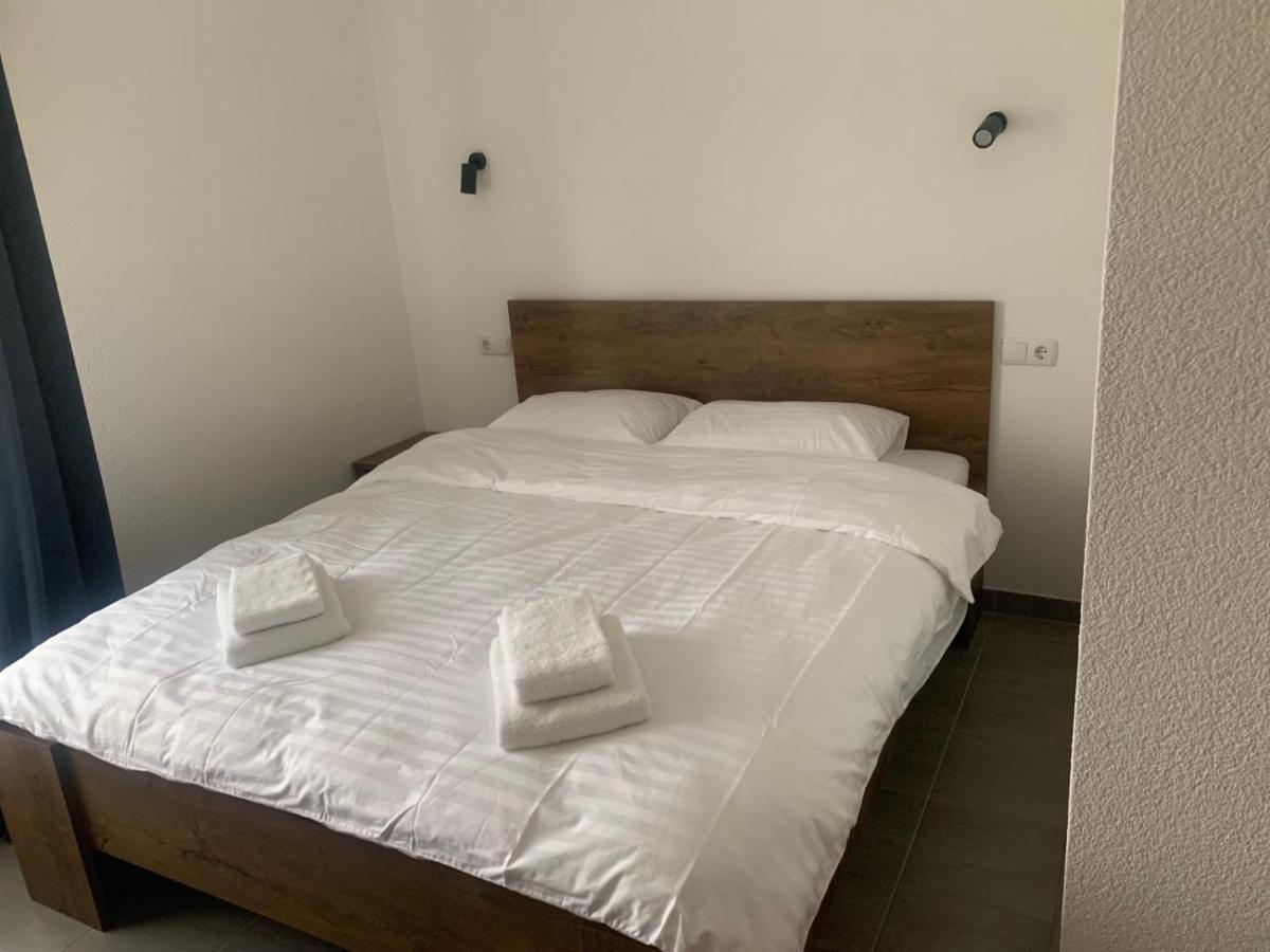 Zig Zag Hotel Kamianets-Podilskyi Ngoại thất bức ảnh