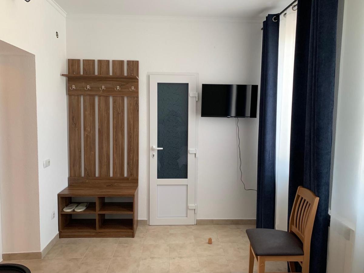 Zig Zag Hotel Kamianets-Podilskyi Ngoại thất bức ảnh